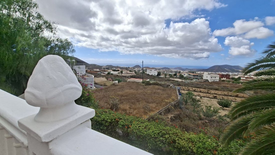Chalet in Arona, Canary Islands, Spain 3 - 19103330