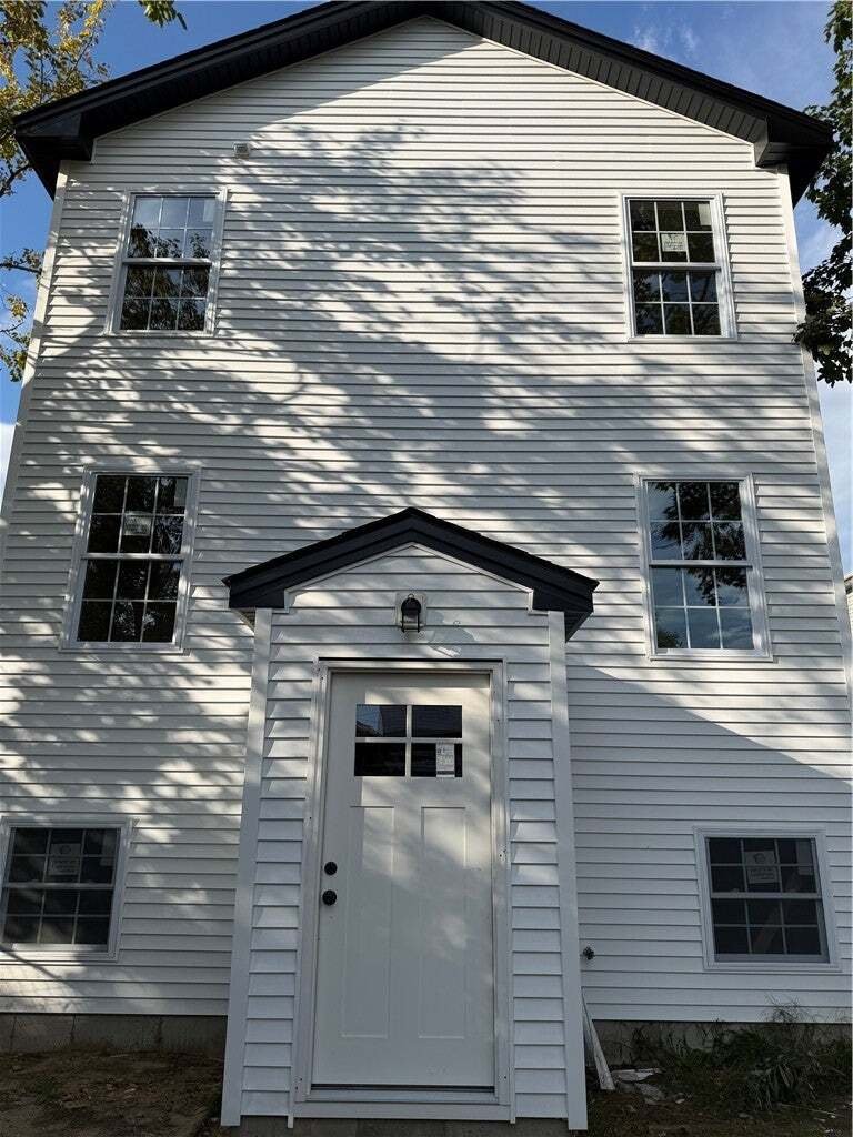 Providence, Rhode Island, United States 3 - 19103505