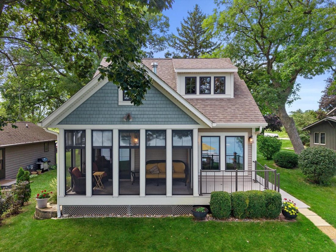 Casa a Okauchee Lake, Wisconsin, Stati Uniti 3 - 19103566