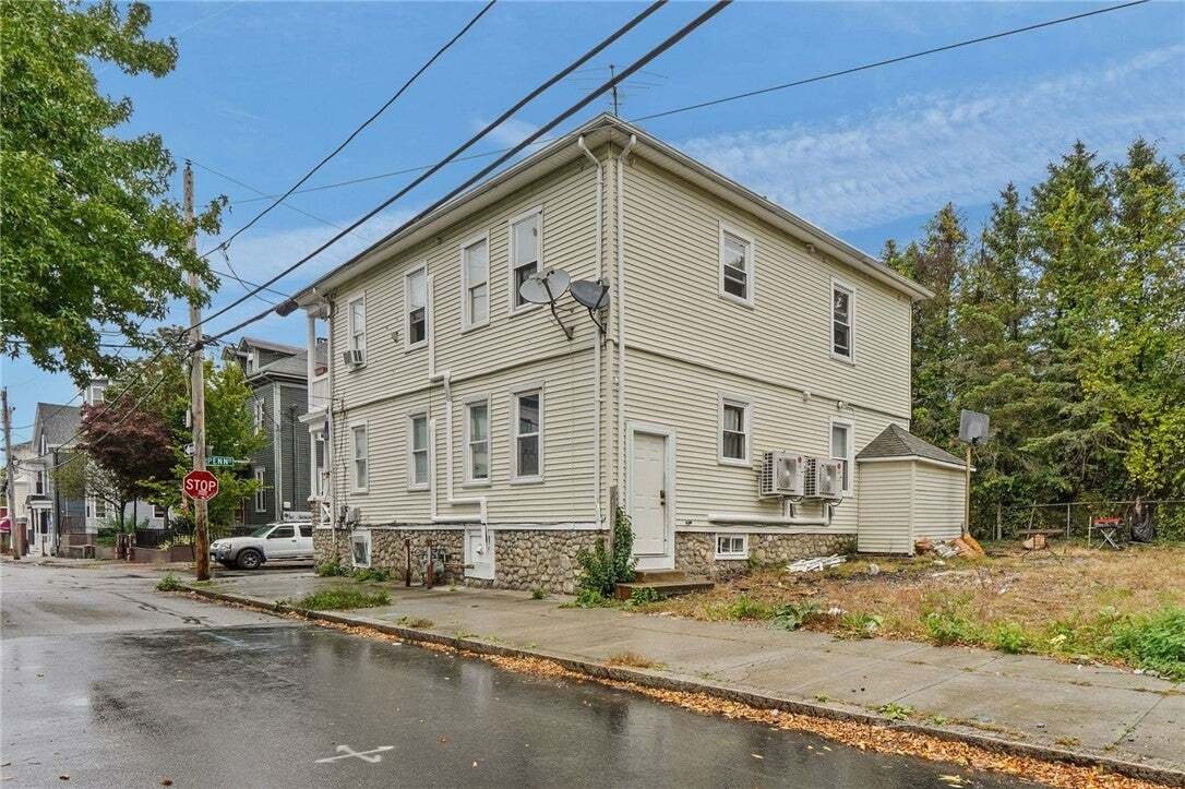 Providence, Rhode Island, United States 1 - 19103480