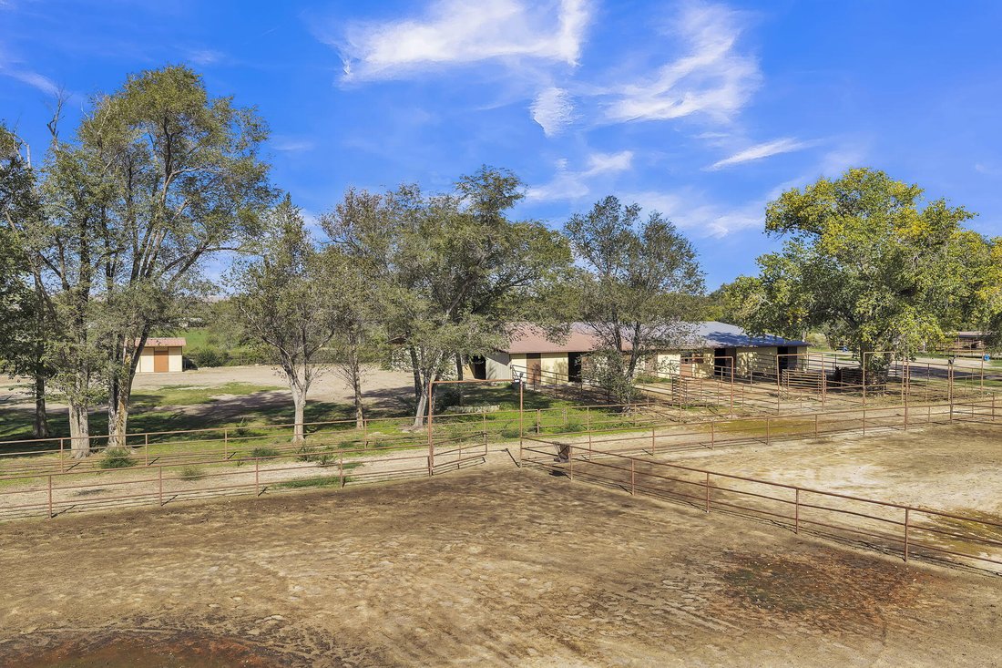 House in Los Lunas, New Mexico, United States 5 - 19103943
