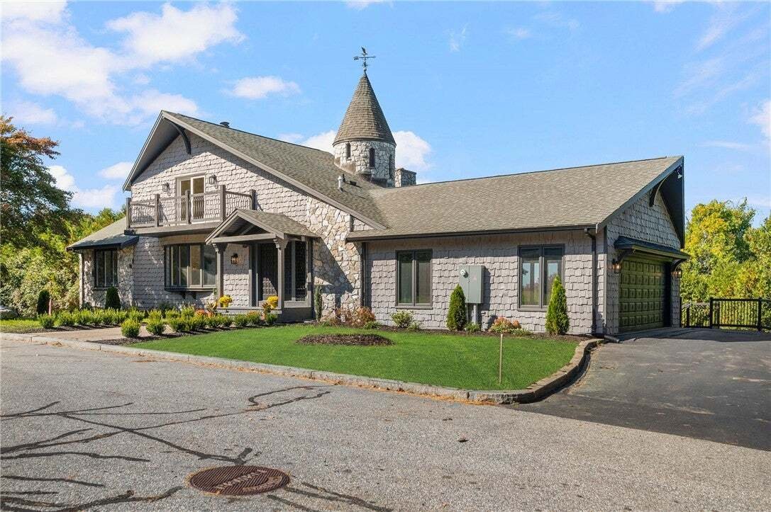 House in Woonsocket, Rhode Island, United States 3 - 19103496