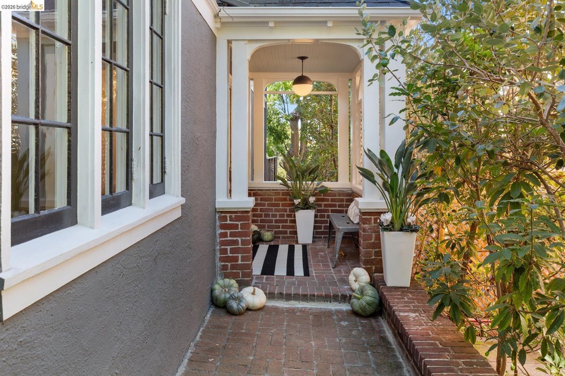 House in Oakland, California, United States 2 - 19103855