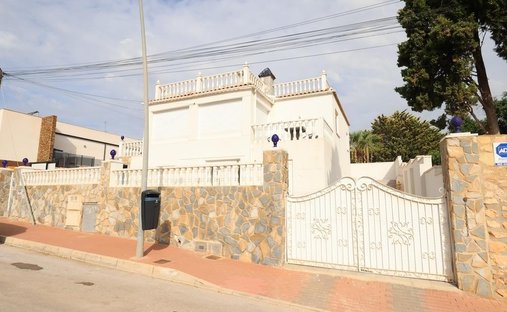 Villa in Torrevieja, Valencian Community, Spain 1