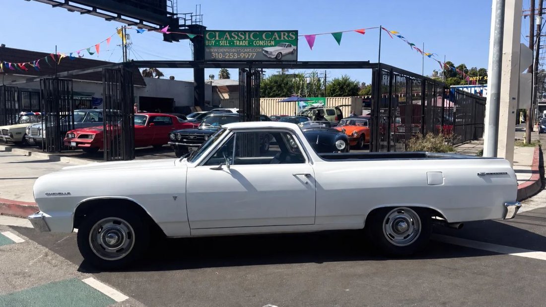 Pickup in Los Angeles, CA, United States 1 - 19105765