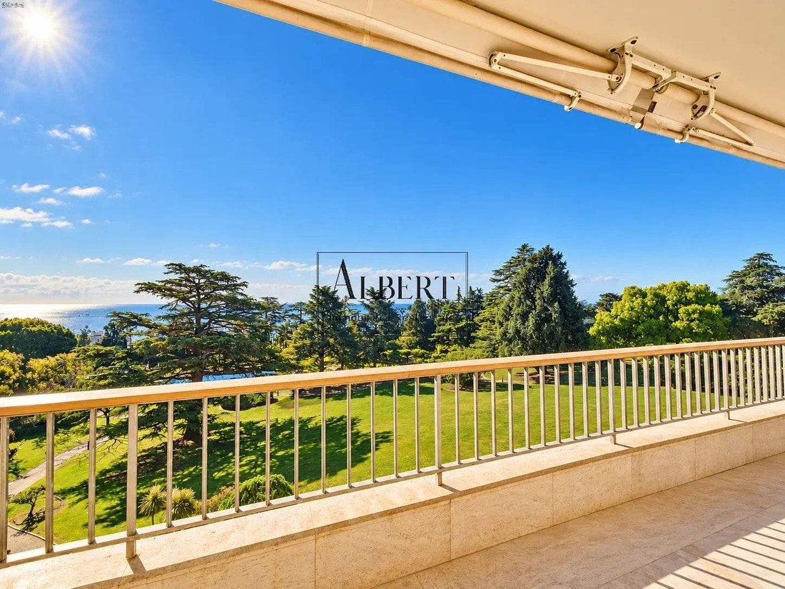 Wohnung in Cannes, Provence-Alpes-Côte d'Azur, Frankreich 1 - 15655804