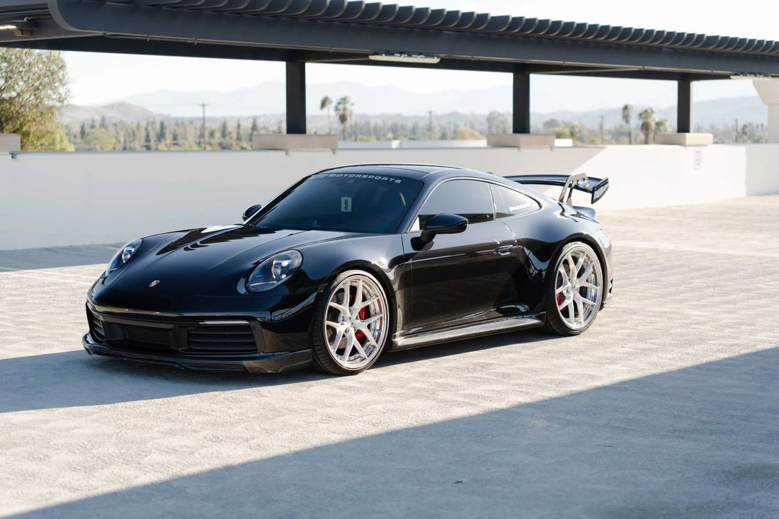 Coupe in Riverside, CA, United States 3 - 19106043