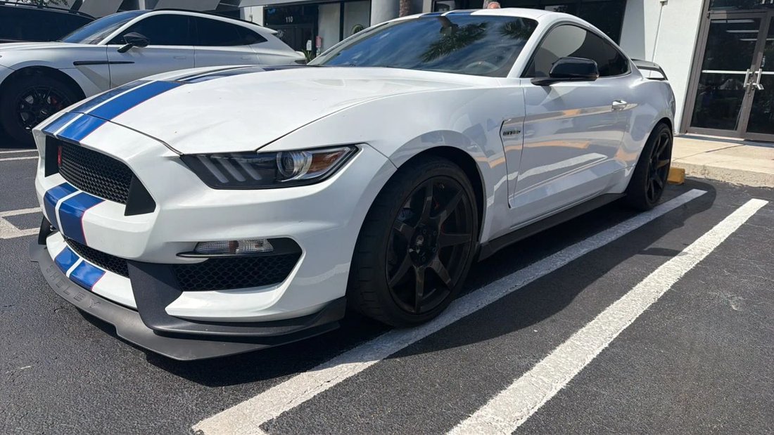 Coupe in Boynton Beach, FL, United States 2 - 19105758