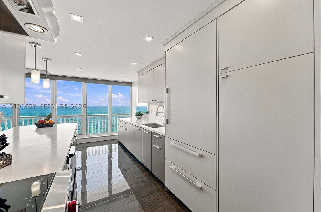 Condo in Fort Lauderdale, Florida, United States 4 - 19103773