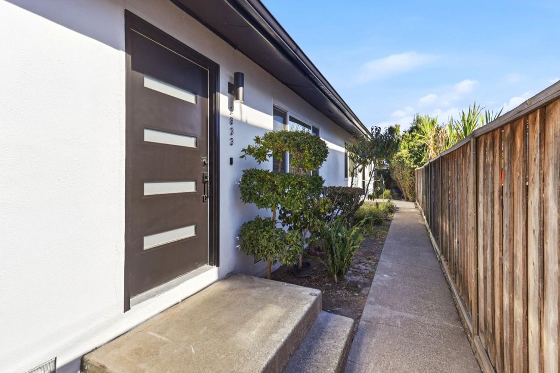 House in Redwood City, California, United States 5 - 19103876