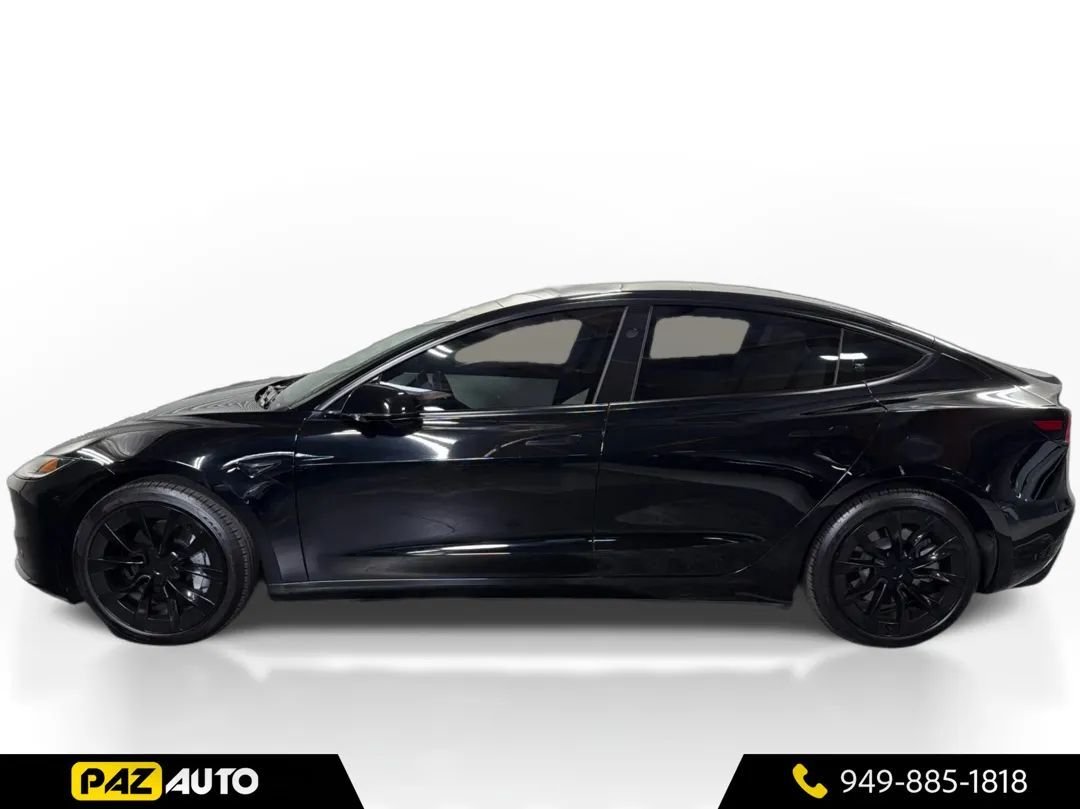 Sedan in Laguna Hills, CA, United States 2 - 19105744