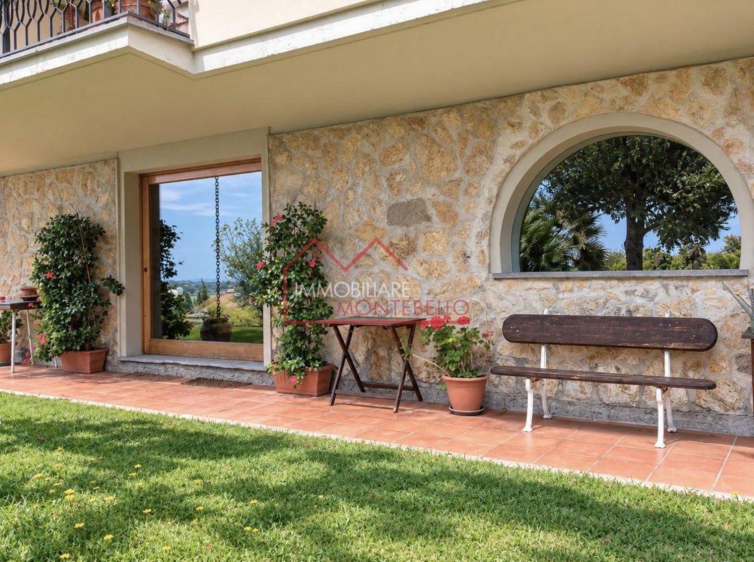Villa in Camaiore, Toskana, Italien 4 - 15630988