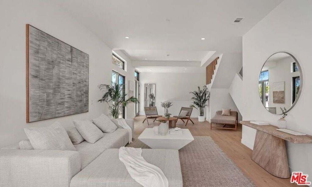 Andere in Culver City, Kalifornien, Vereinigte Staaten 4 - 19104016