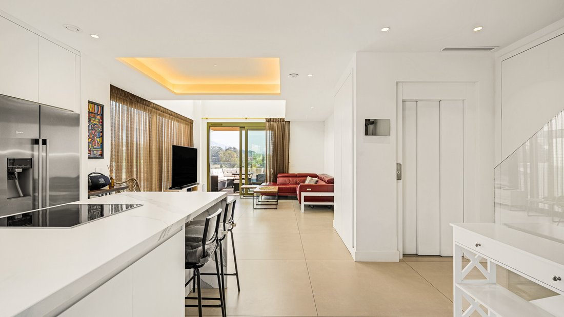 Penthouse en Milla de Oro, Andalucía, España 4 - 19103713