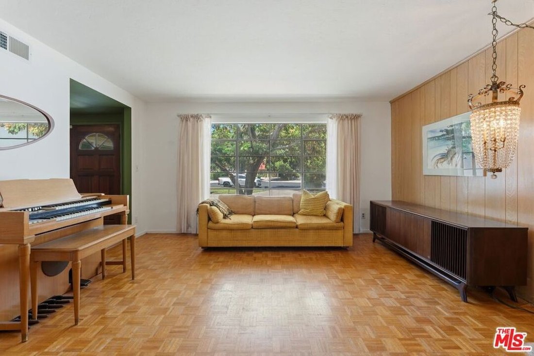 House in Los Angeles, California, United States 2 - 19105277