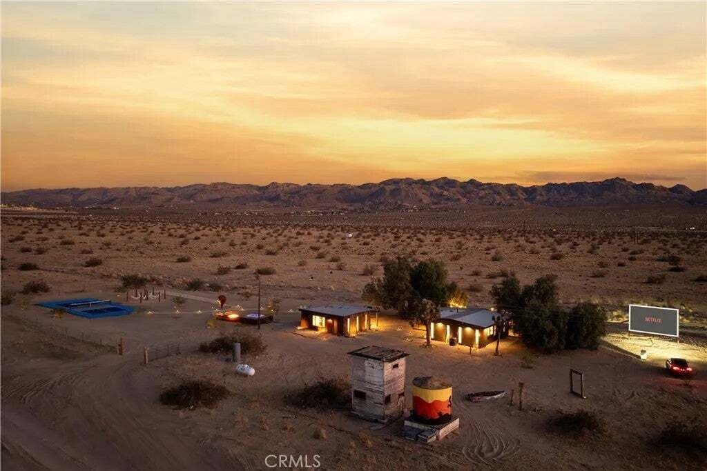 House in Joshua Tree, California, United States 1 - 19104553