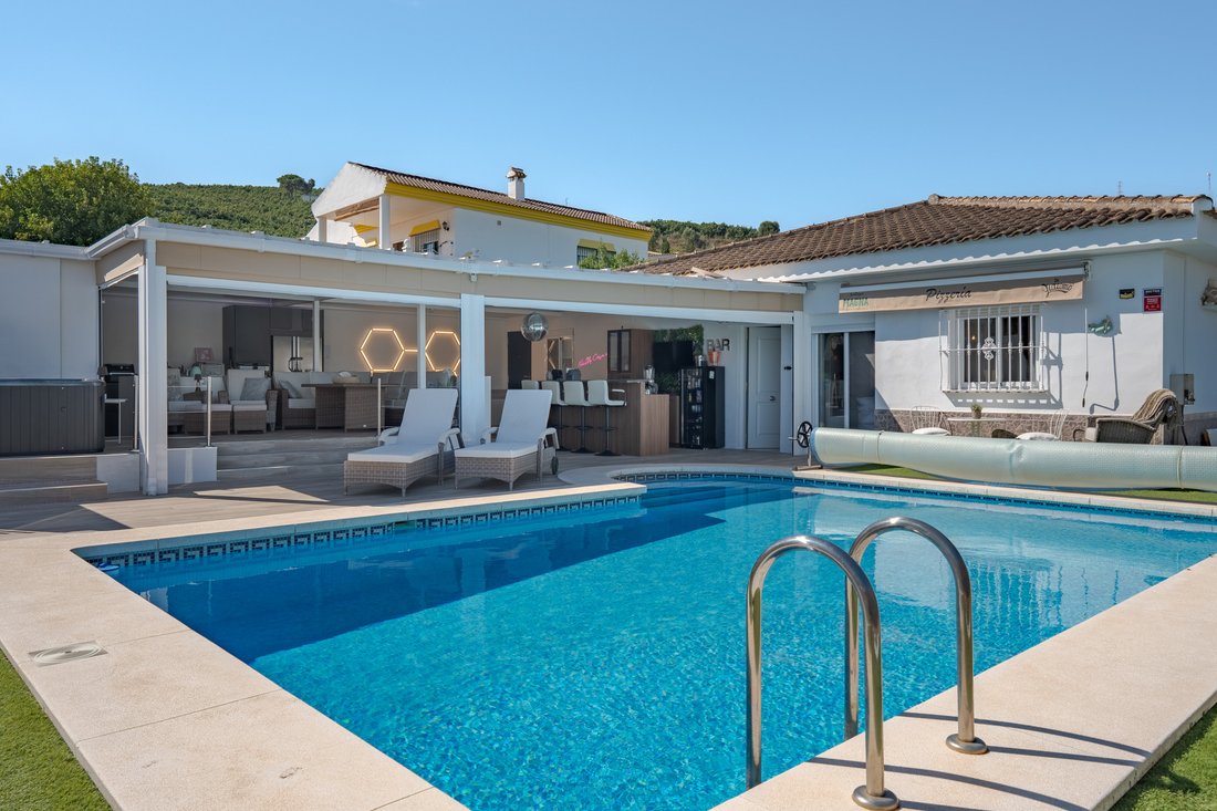 Chalet a Coín, Andalusia, Spagna 1 - 19104681