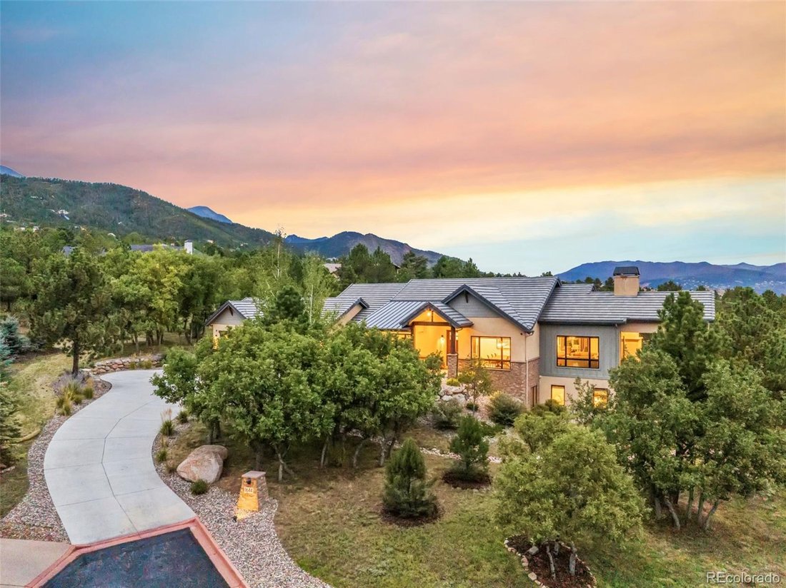 House in Colorado Springs, Colorado, United States 3 - 19104081