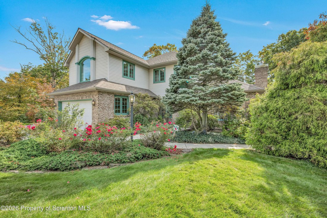 House in Clarks Summit, Pennsylvania, United States 2 - 19103111