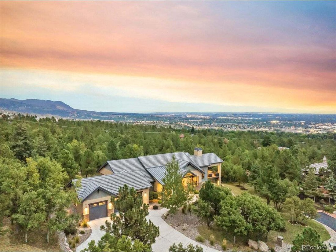 House in Colorado Springs, Colorado, United States 2 - 19103690