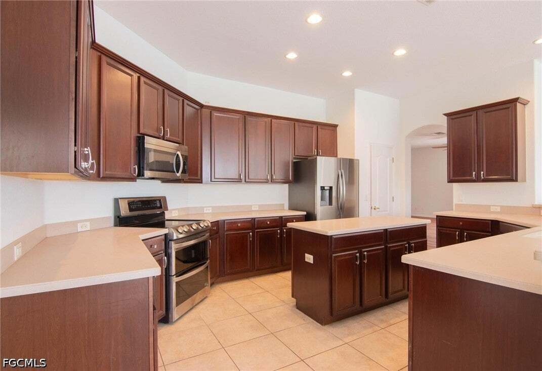 House in Cape Coral, Florida, United States 2 - 19103787