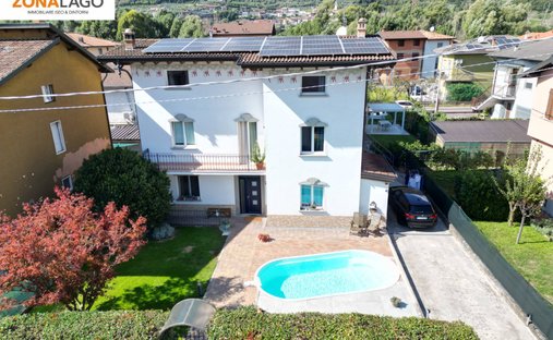 Villa à Costa Volpino, Lombardie, Italie 1