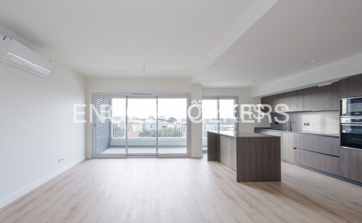 Apartment in Seixal, Arrentela e Aldeia de Paio Pires, Setubal, Portugal 1