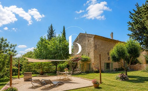 Casa a Saint-Victor-la-Coste, Occitania, Francia 1