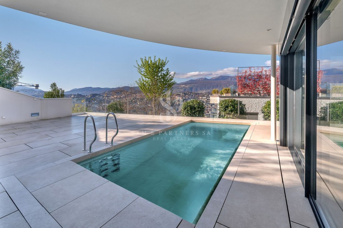 Penthouse in Canobbio, Ticino, Switzerland 1 - 19104151