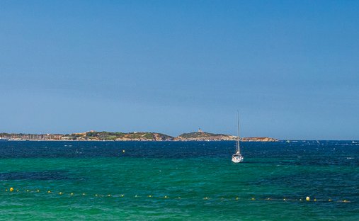 Villa a Six-Fours-les-Plages, Provenza-Alpi-Costa Azzurra, Francia 1