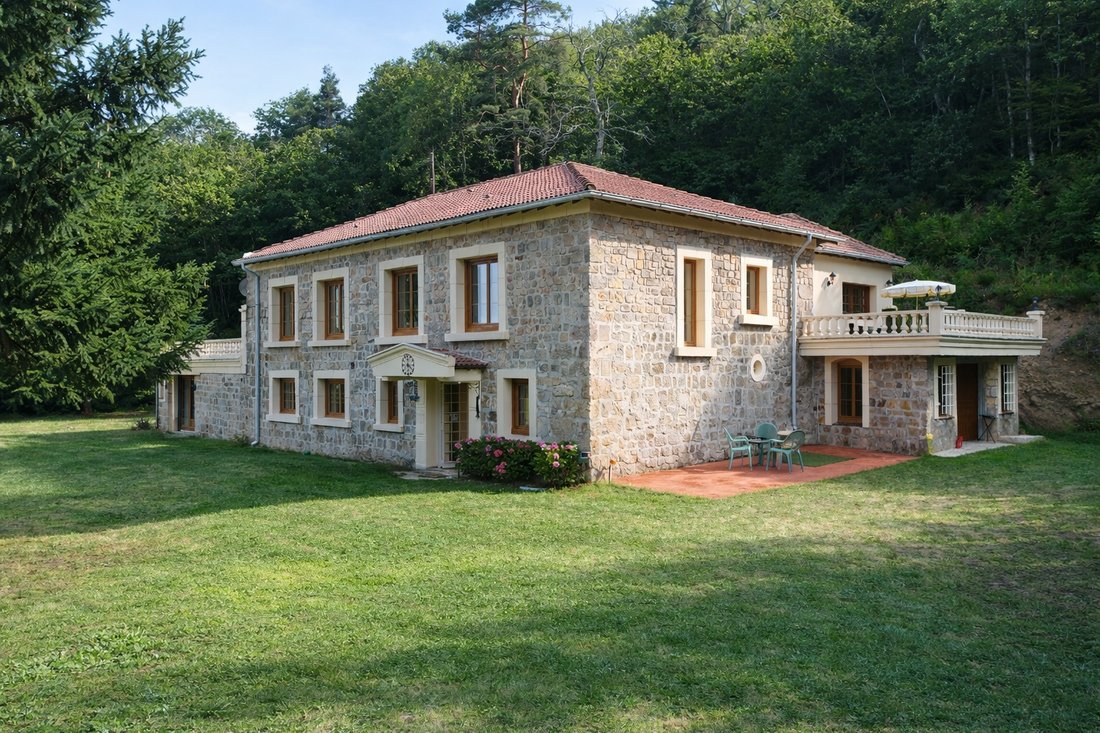 Casa de Campo en Silhac, Auvernia-Ródano-Alpes, Francia 1 - 19103400