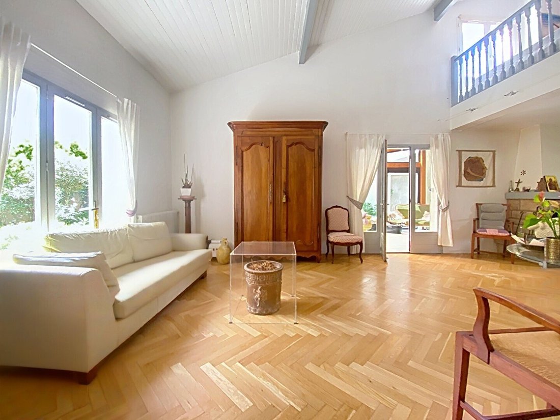 Villa a Migron, Eysines, Francia 2 - 18980864