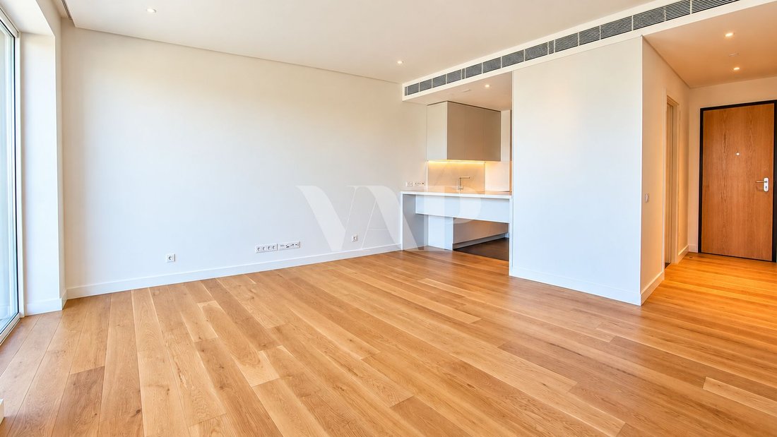Appartamento a Quarteira, Algarve, Portogallo 4 - 16853833