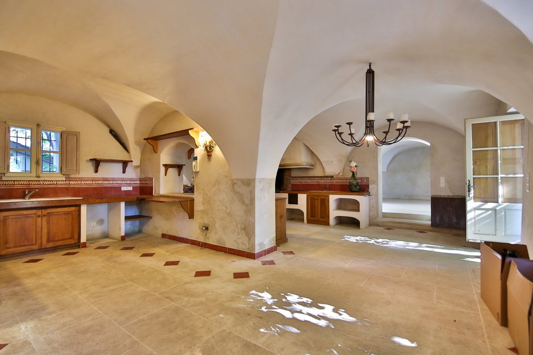 Maison à Joucas, Provence-Alpes-Côte d'Azur, France 5 - 19104987