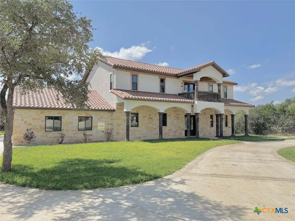 House in Concan, Texas, United States 5 - 19103457