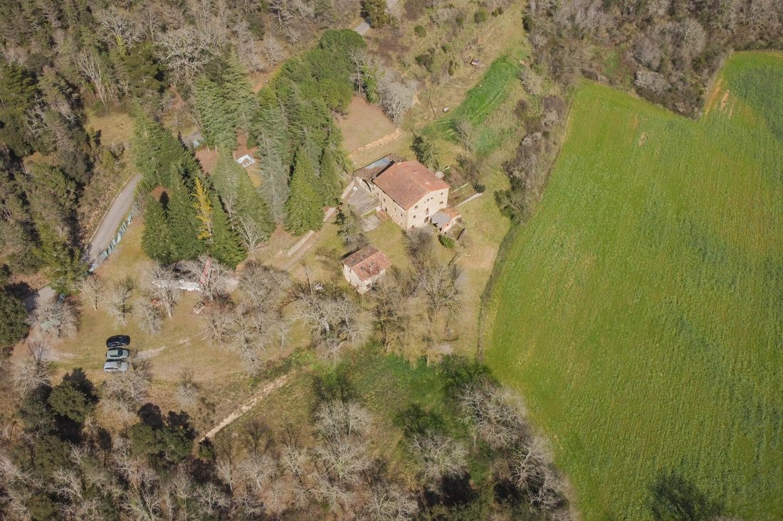 Casa de Campo en la Vall d'en Bas, Cataluña, España 4 - 19103732