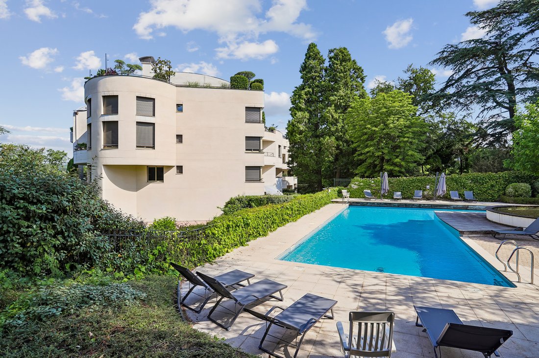 Apartment in Centre, Caluire-et-Cuire, France 2 - 19103720