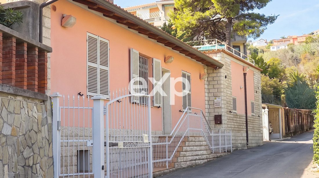 Villa à Capo Nero - Pian di Poma, Sanremo, Italie 1 - 19102427