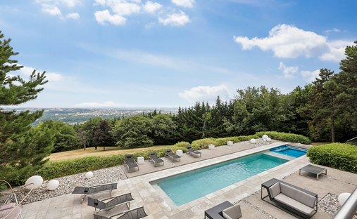 Villa in Saint-Cyr-au-Mont-d'Or, Auvergne-Rhone-Alpen, Frankreich 1