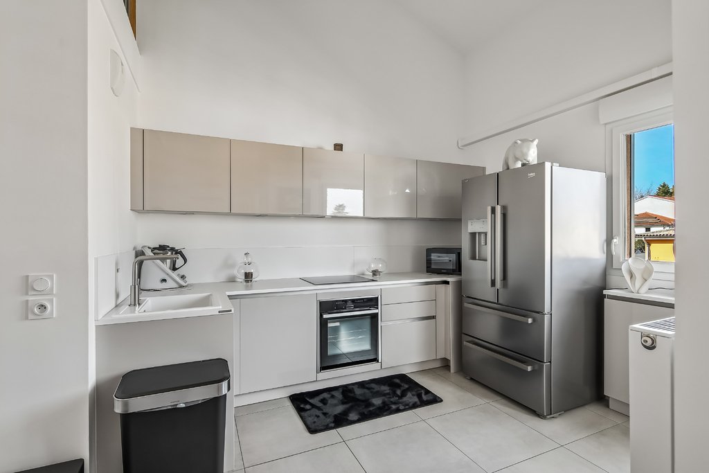 Appartement à Zone Centrale, Chaponost, France 3 - 19103350