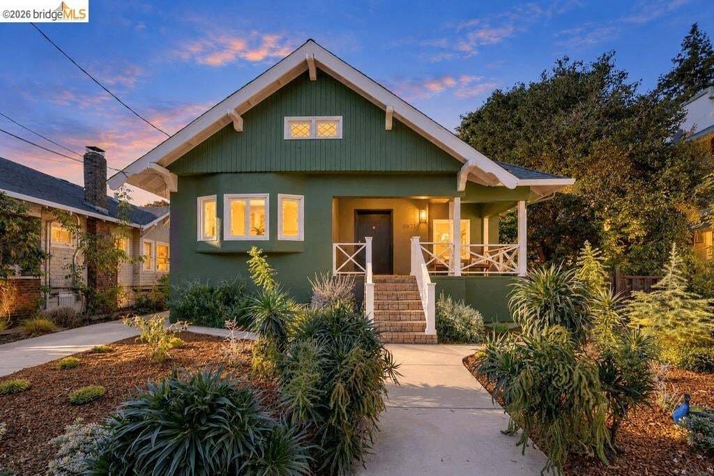 House in Oakland, California, United States 1 - 19103883