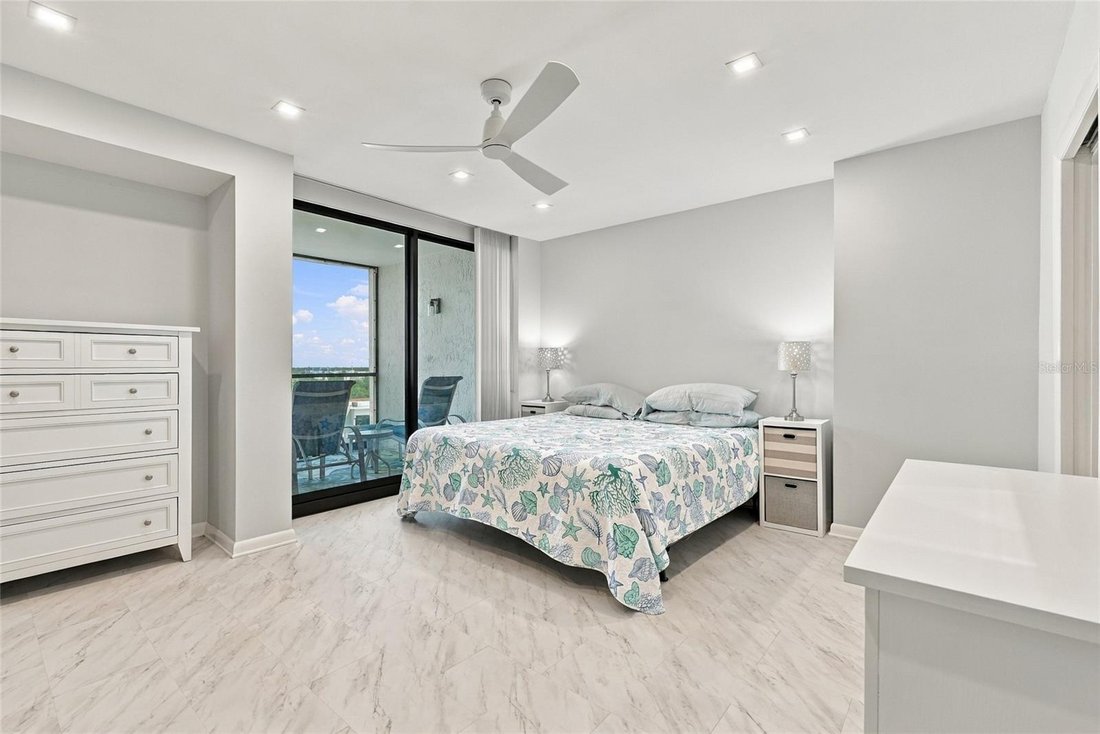 Condo in Sarasota, Florida, United States 4 - 19105204