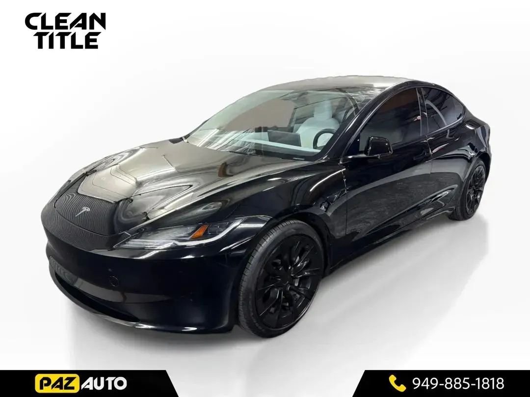 Sedan in Laguna Hills, CA, United States 1 - 19105744