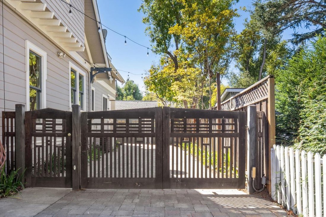 House in Los Gatos, California, United States 3 - 19103891