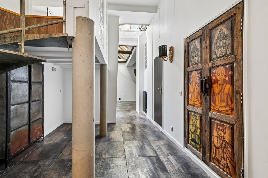 Apartment in Saint Germain l'Auxerrois, Paris 1er Arrondissement, Paris 5 - 19106425
