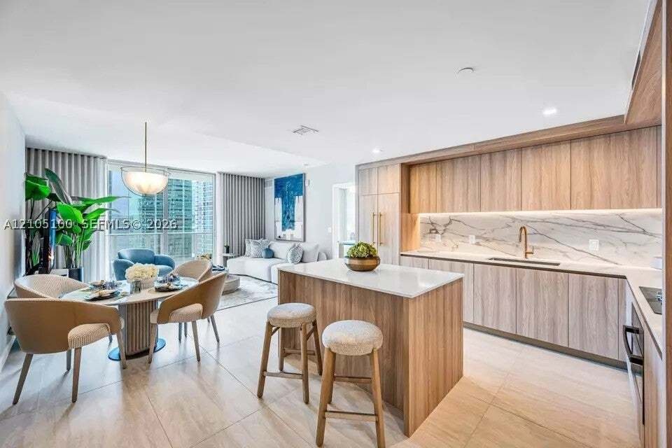 Condo in Miami, Florida, United States 4 - 19103782