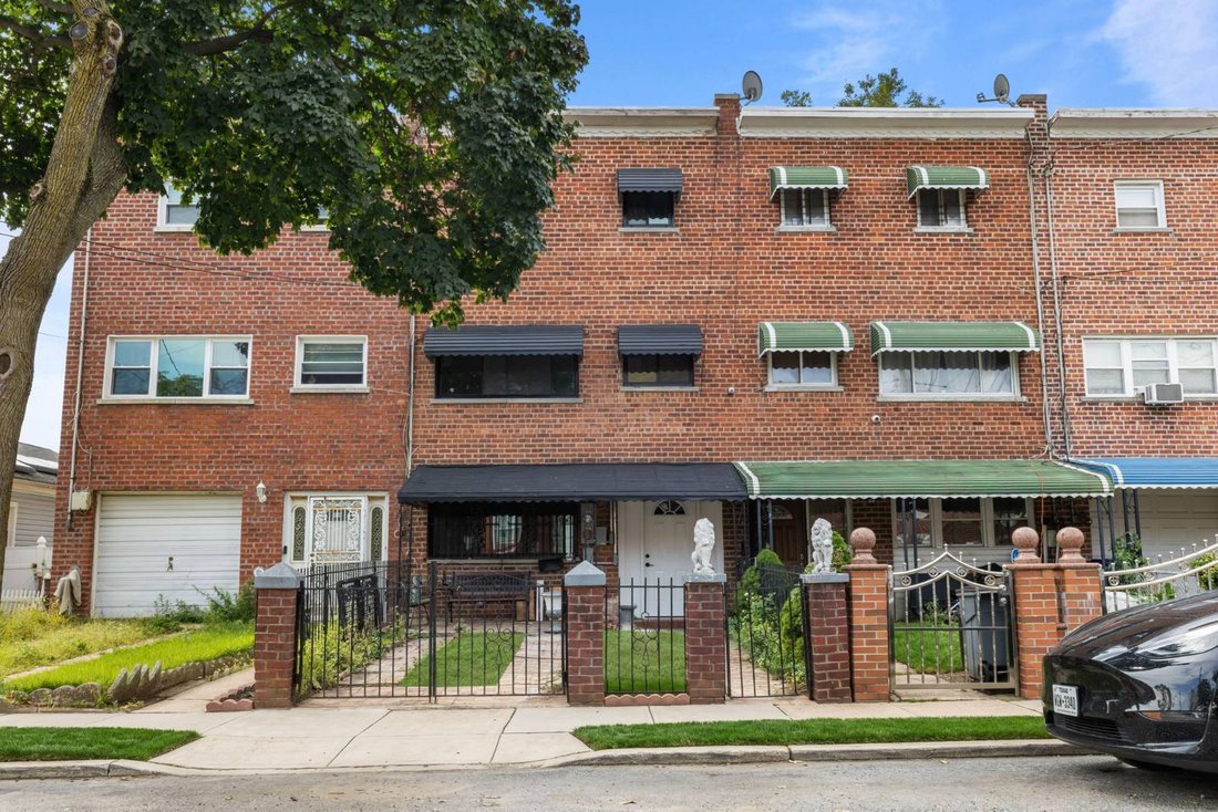 House in New York, New York, United States 1 - 19104144