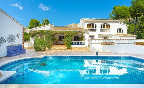 Villa in Dénia, Land Valencia, Spanien 1