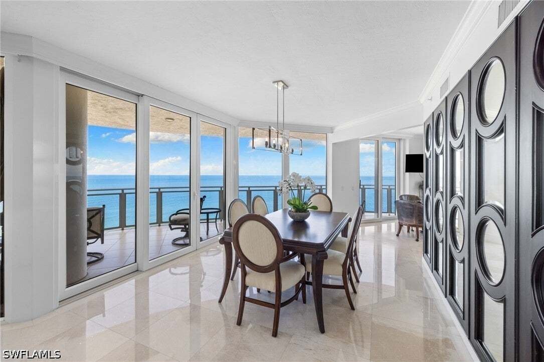 Condo in Naples, Florida, United States 1 - 19103808