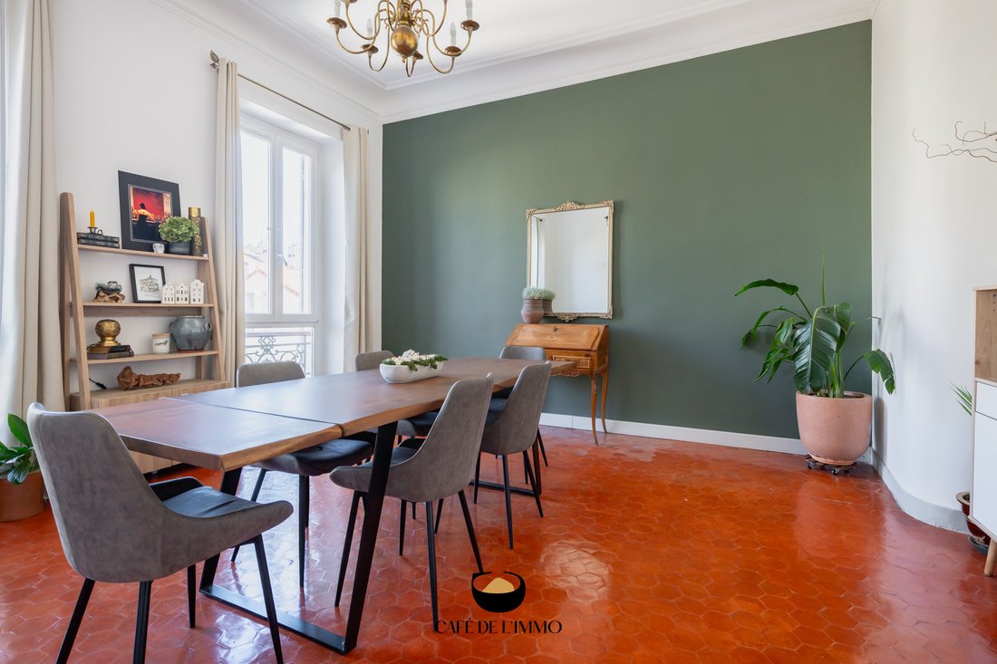 Apartment in Castellane, 6e Arrondissement, Marseille 5 - 19105197